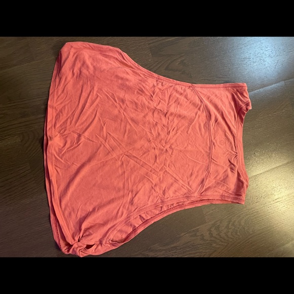 Lululemon - Picture 2 of 2